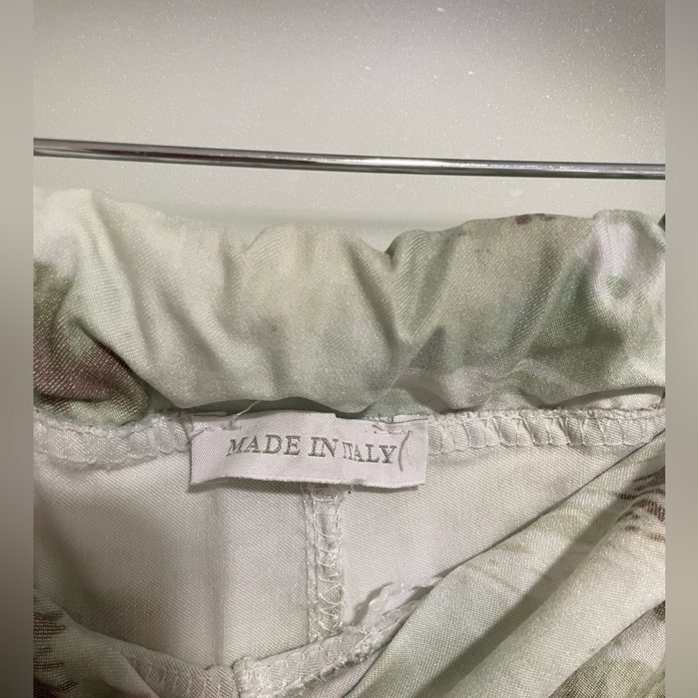 🍂😍 Very unique Floral Tie-Dye Jogger Pants fits a size small to medium EUC - Picture 2 of 5